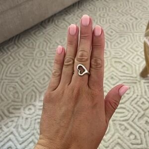 Tiffany and Co. Elsa Peretti Open Heart Ring in sterling silver 925